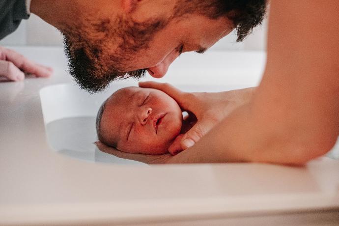 thalasso thérapeutique bain bébé photographié 
